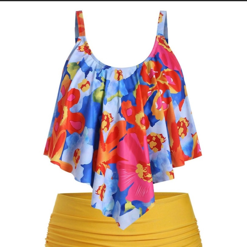 2 pc Rosegal swim, flounce top w ruched bottoms